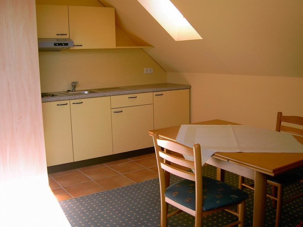 Apartments Haus Beckel — Gersheim — photo 2