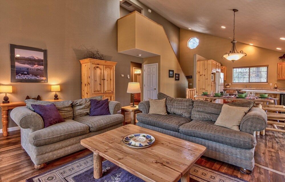 Whistler Lane 7 - featured photo