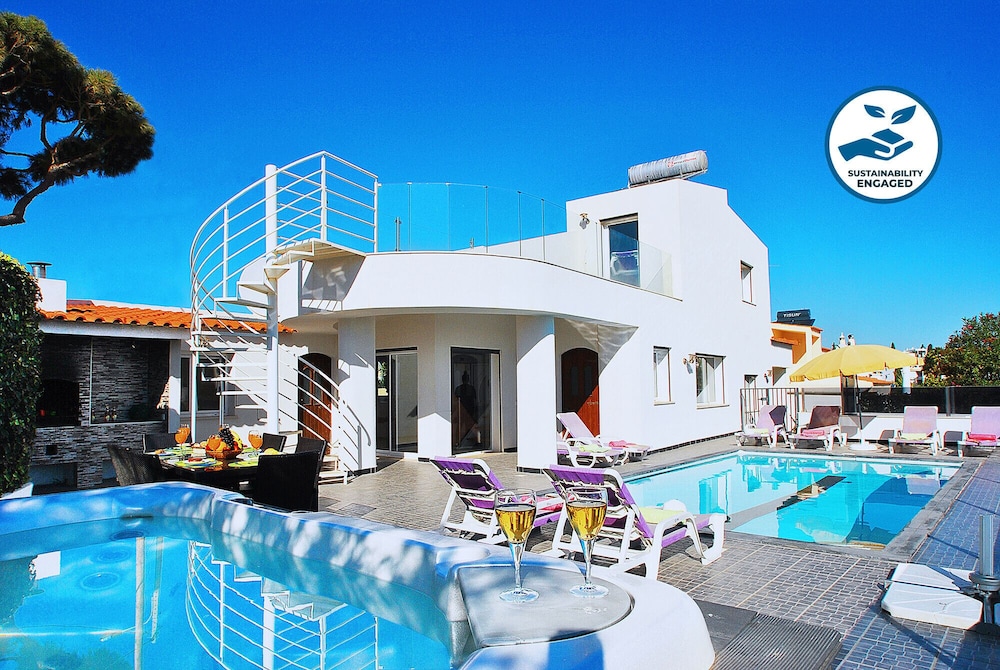 Villa Praia — 4-Star Luxury Hotel in Albufeira, Portugal