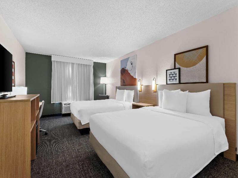 Best Western Plus Philadelphia Bensalem Hotel - photo 28