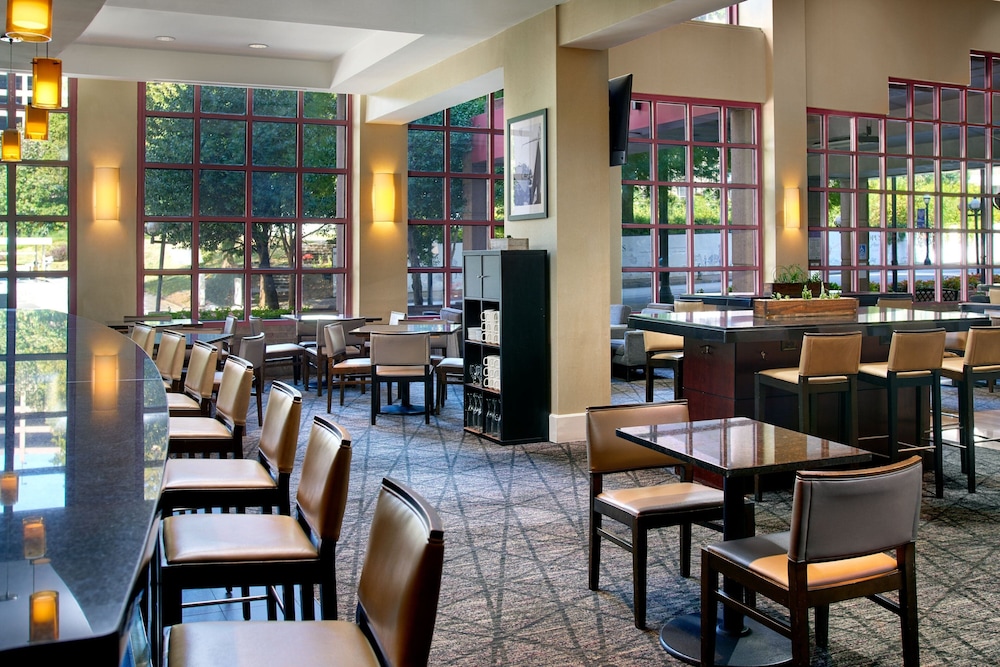 Atlanta Marriott Suites Midtown - photo 22
