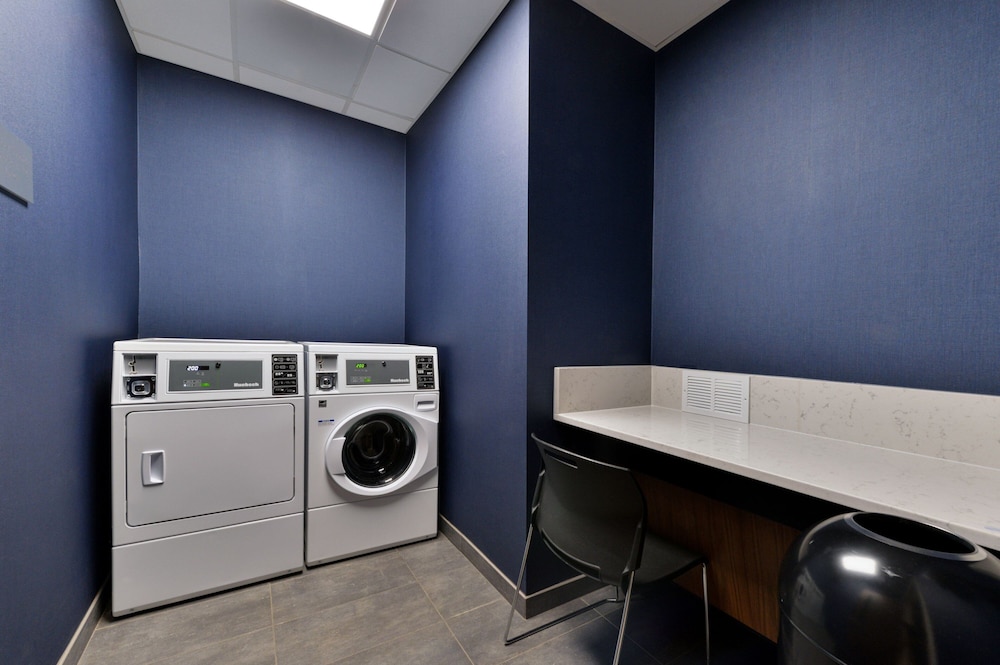 Courtyard by Marriott Raleigh Cary Crossroads - photo 32