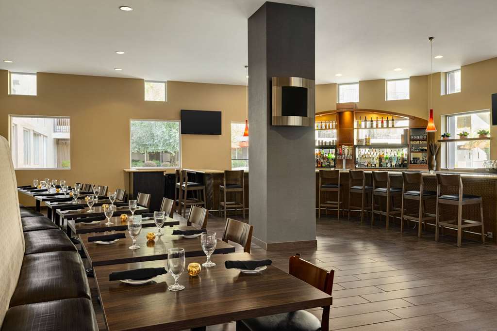 Wyndham Phoenix Airport Tempe - photo 12