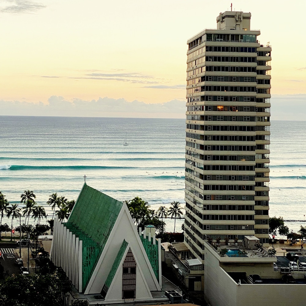 Waikiki Banyan High Level Condo with Private Lanai by Koko Resort Vacation Rentals - photo 118