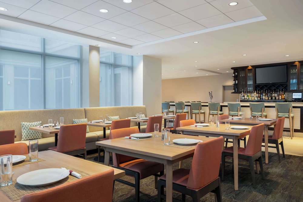 Hilton Garden Inn Daytona Beach Oceanfront - photo 43