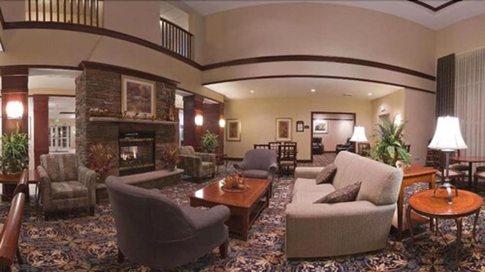 Staybridge Suites Rockford an IHG Hotel - photo 2
