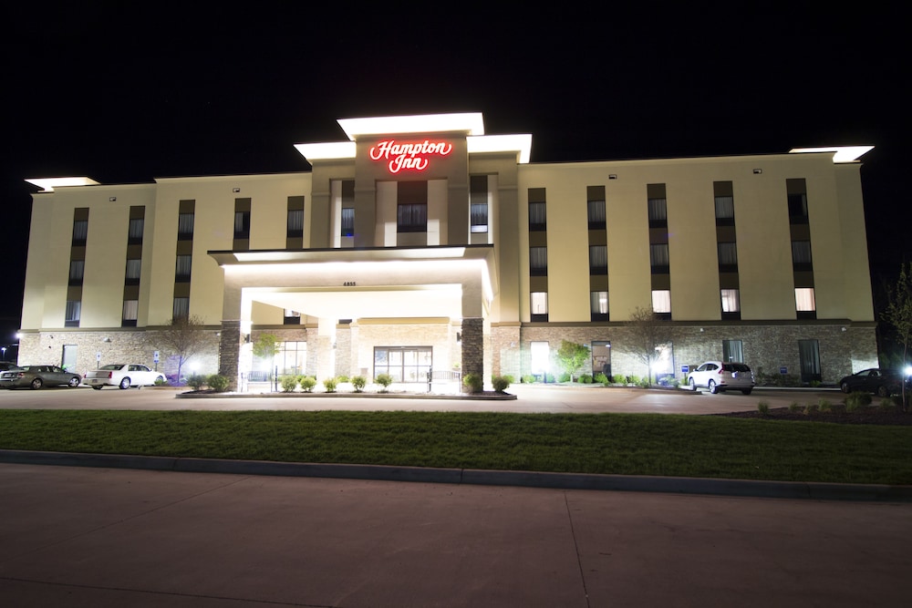 Hampton Inn Decatur Mt. Zion - photo 38