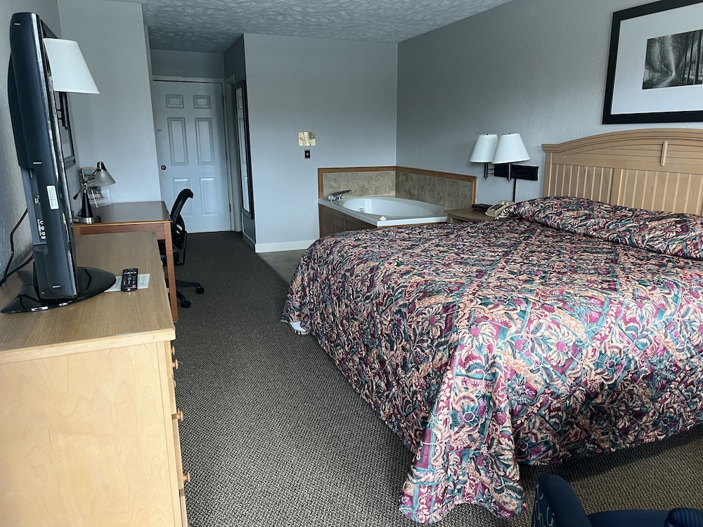Mountain Aire Inn Sevierville Pigeon Forge - photo 12