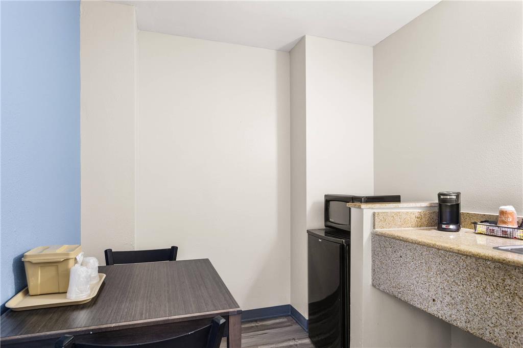 Quality Inn Jacksonville Orange Park near Naval Air Station - photo 12