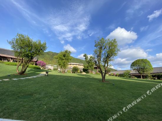 Muyang River Landscape Resort in Yisa, People's Republic of China