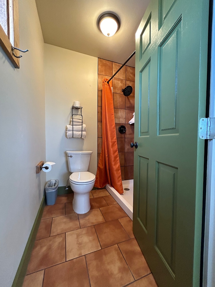 The Rim Rock Inn - photo 51