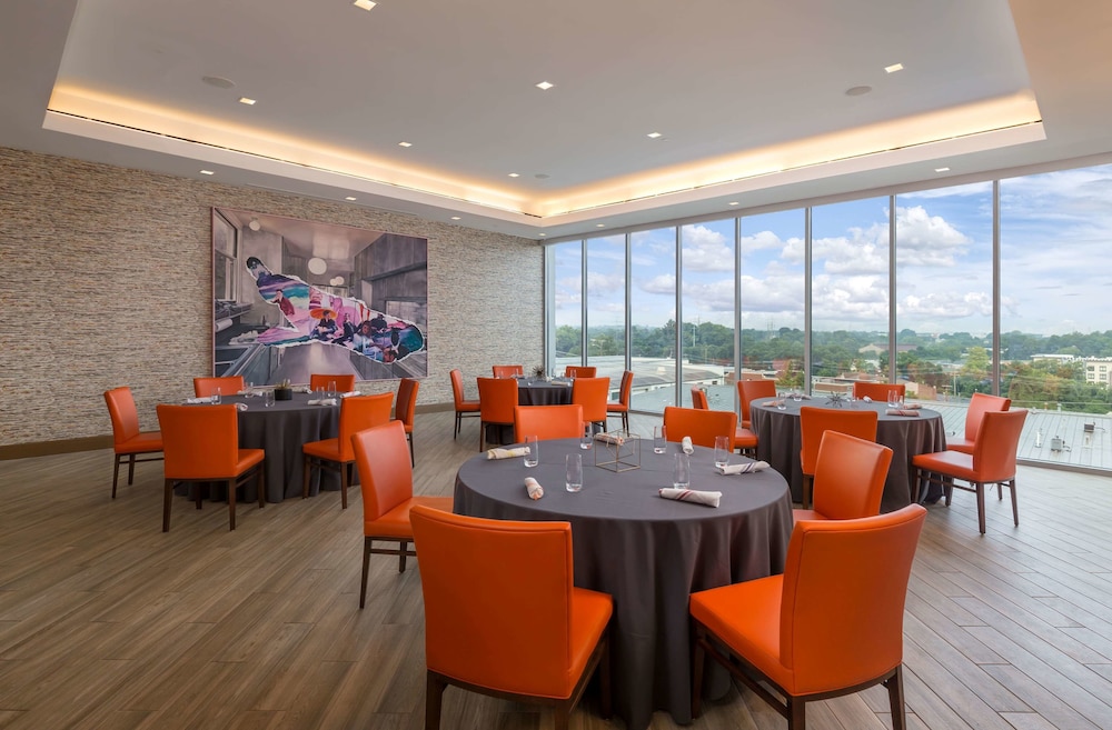 The Summit Hotel - photo 60