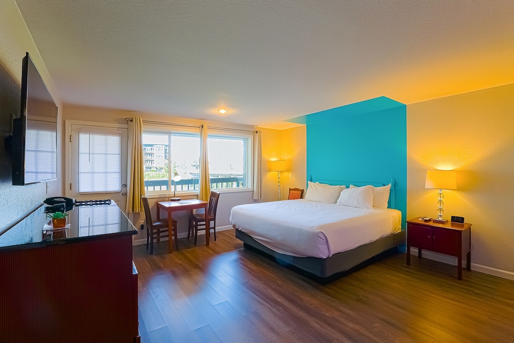 Coast River Inn by OYO Seaside - photo 40