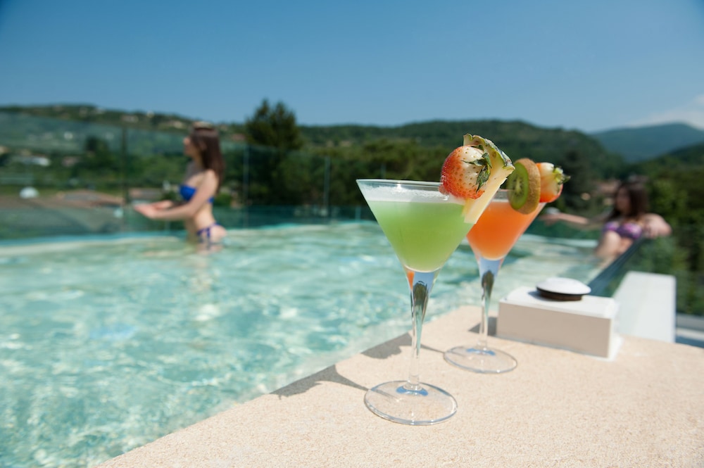 Amaris - carbon neutral hotel in Garda