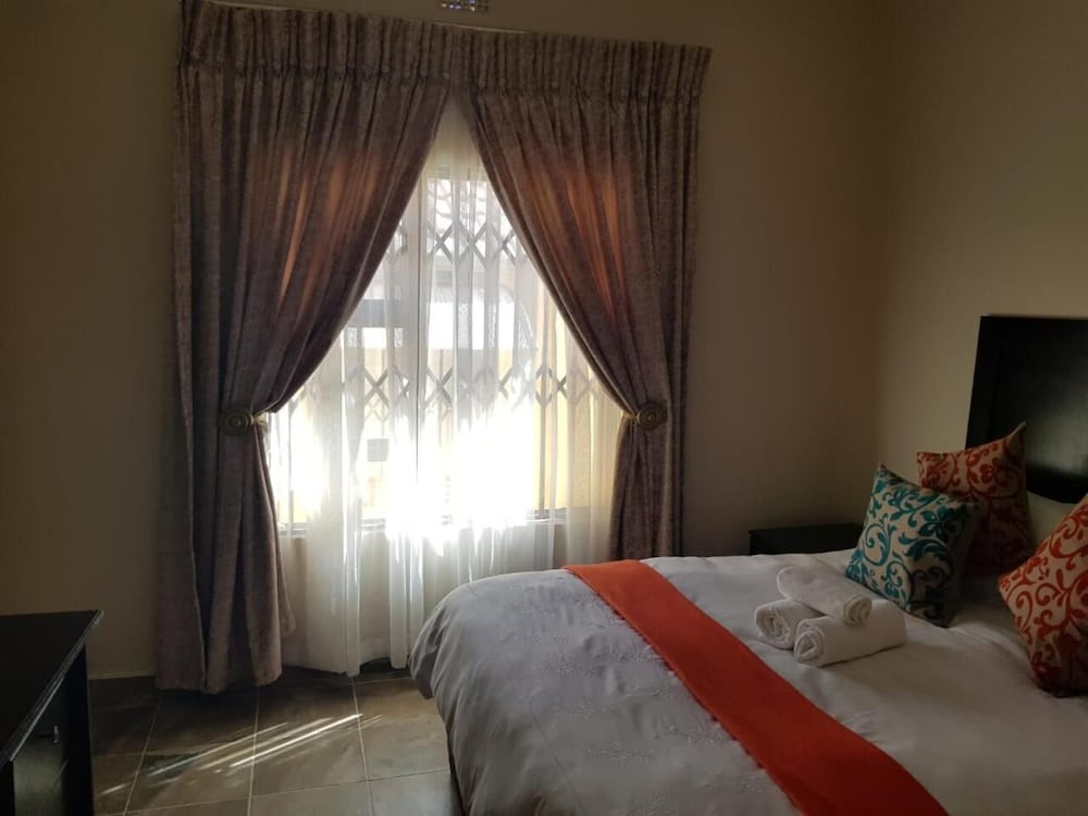 Heaven at Fountain Street Guest House