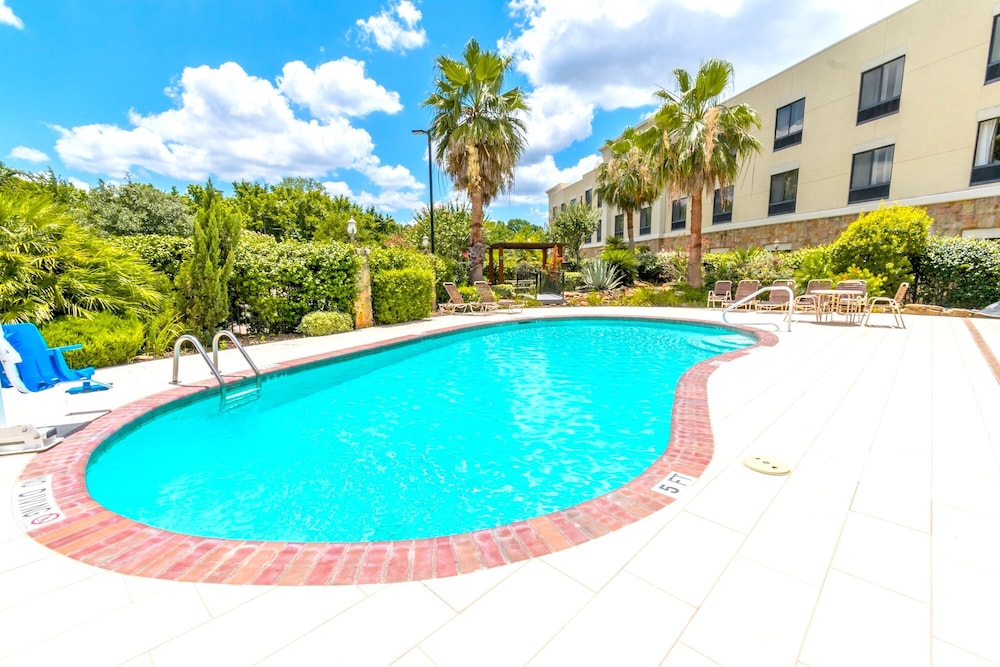 Hampton Inn and Suites College Station - featured photo