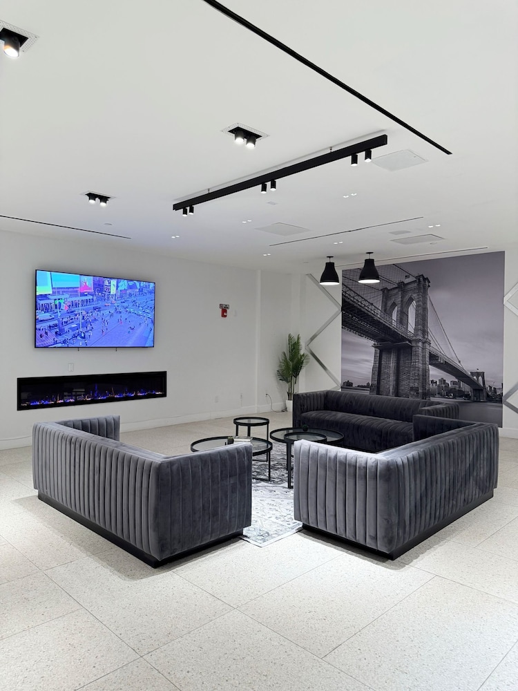 Nova Hotel Brooklyn - photo 35