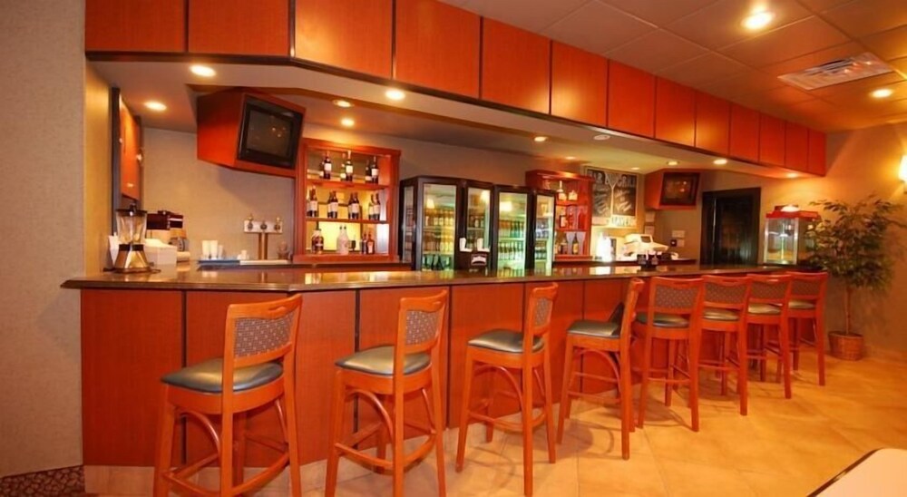 Quality Inn & Suites Vestal Binghamton near University - photo 33