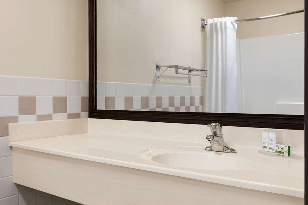 AmericInn by Wyndham Havre - photo 26