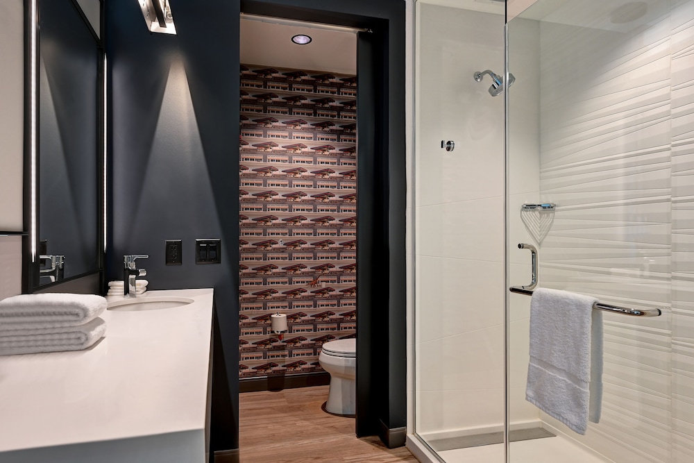 Aloft Mooresville - photo 11