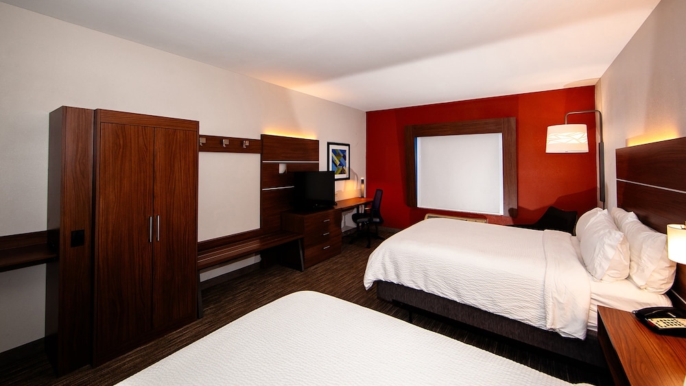 Holiday Inn Express Hotel & Suites Chicago South Lansing by IHG - photo 12