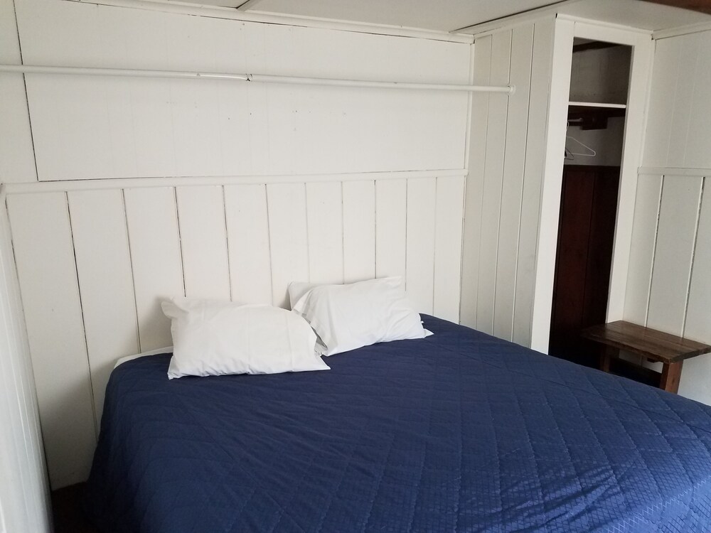 Nautical Motel and Suites - photo 10