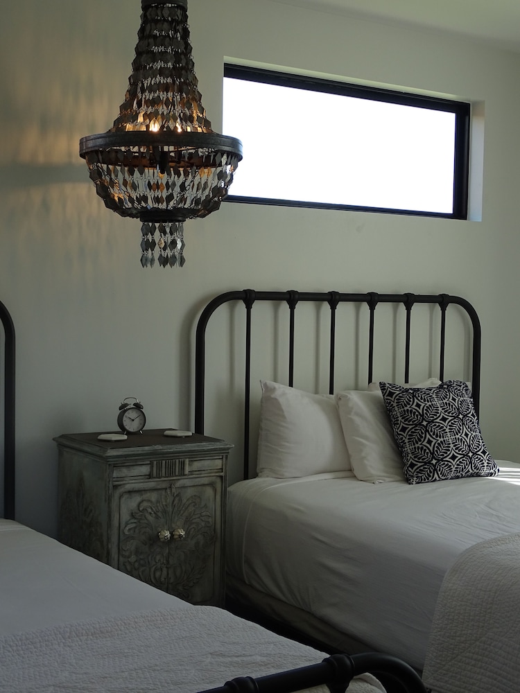 Bespoke Inn Scottsdale - photo 19