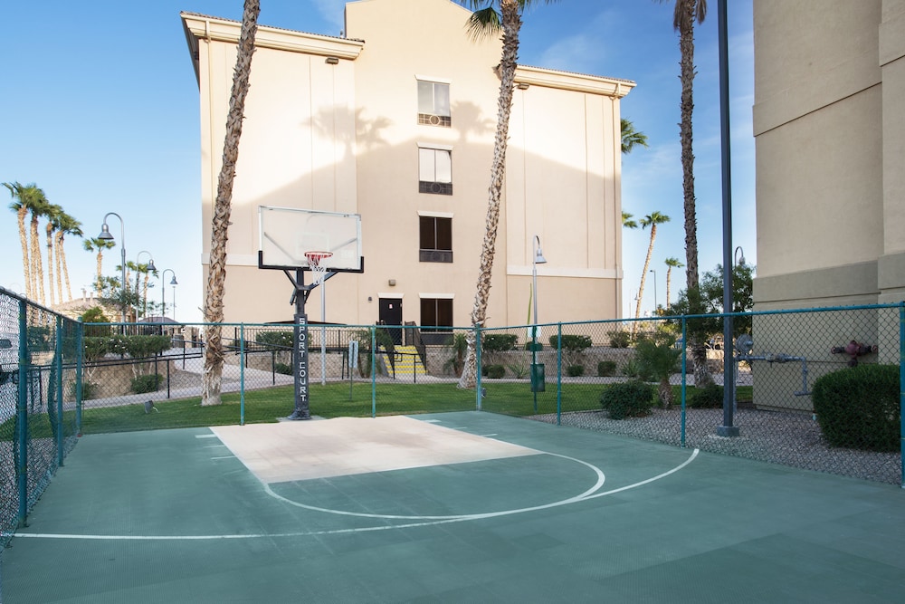 Candlewood Suites Yuma by IHG - photo 25