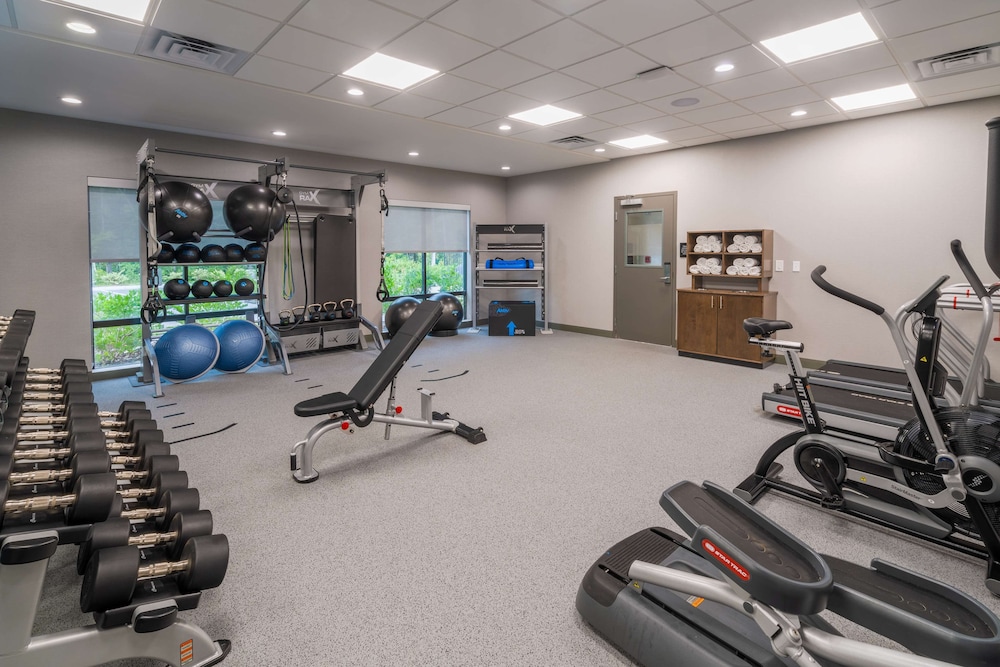 Hampton Inn Hardeeville - photo 23