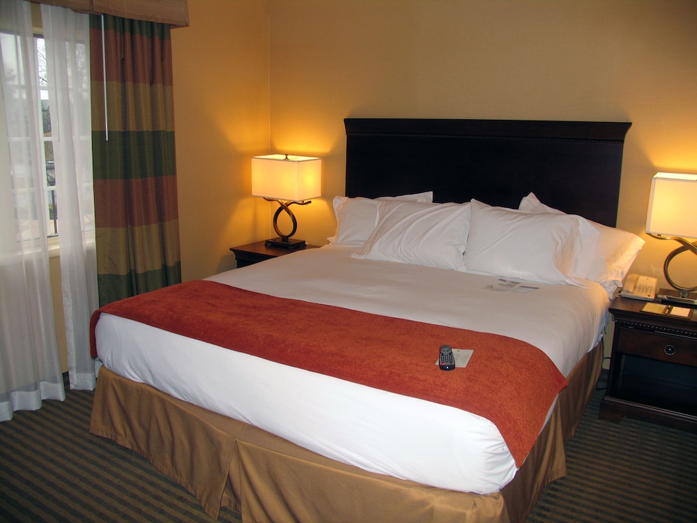 DoubleTree Resort by Hilton Lancaster - photo 9