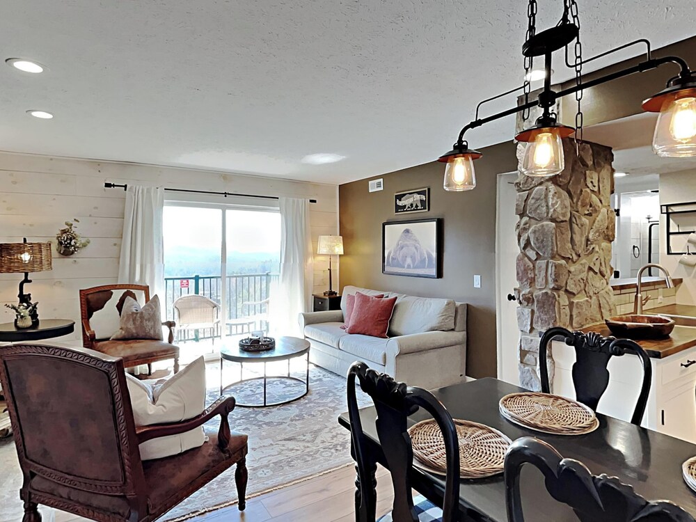 Deer Ridge Mountain Resort E208 - featured photo