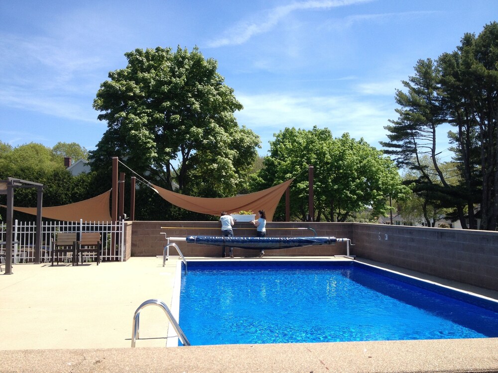 Footbridge Beach Motel - photo 150
