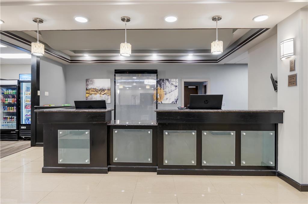 Best Western Plus JFK Inn & Suites - photo 52