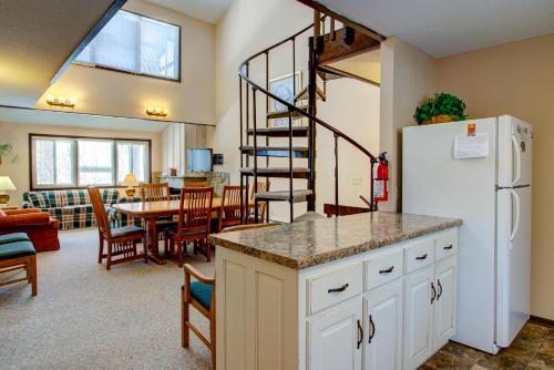 Pinnacle Inn Resort by VCI Real Estate Services - photo 2