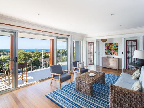 Easy Living At 14 Daphne Street — Forster