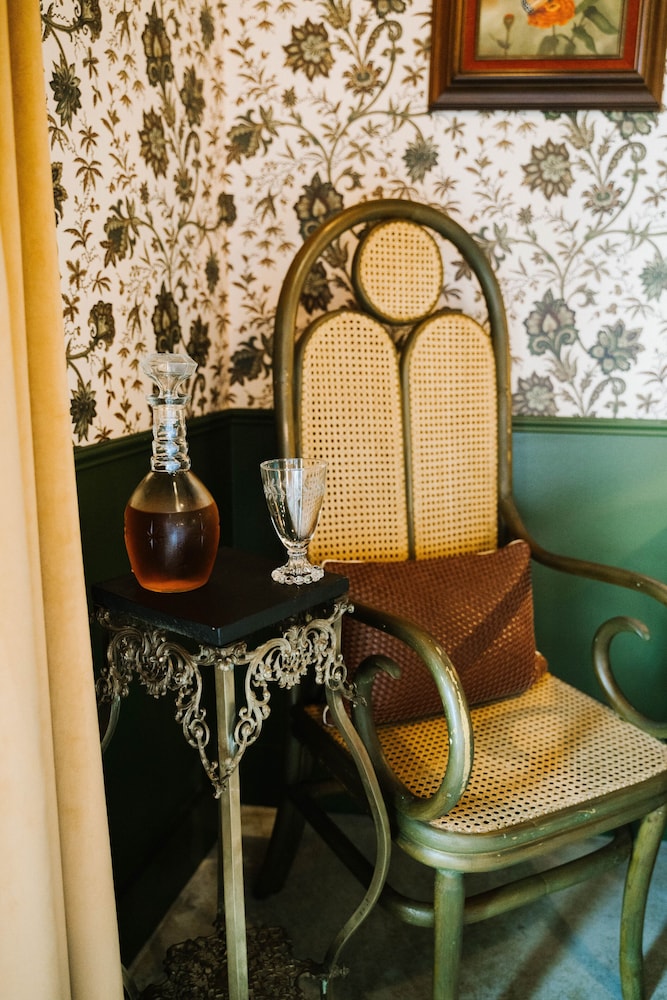 The Frances Modern Inn - photo 45