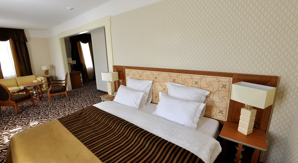 Dvor Podznoeva in Pskov, Russia