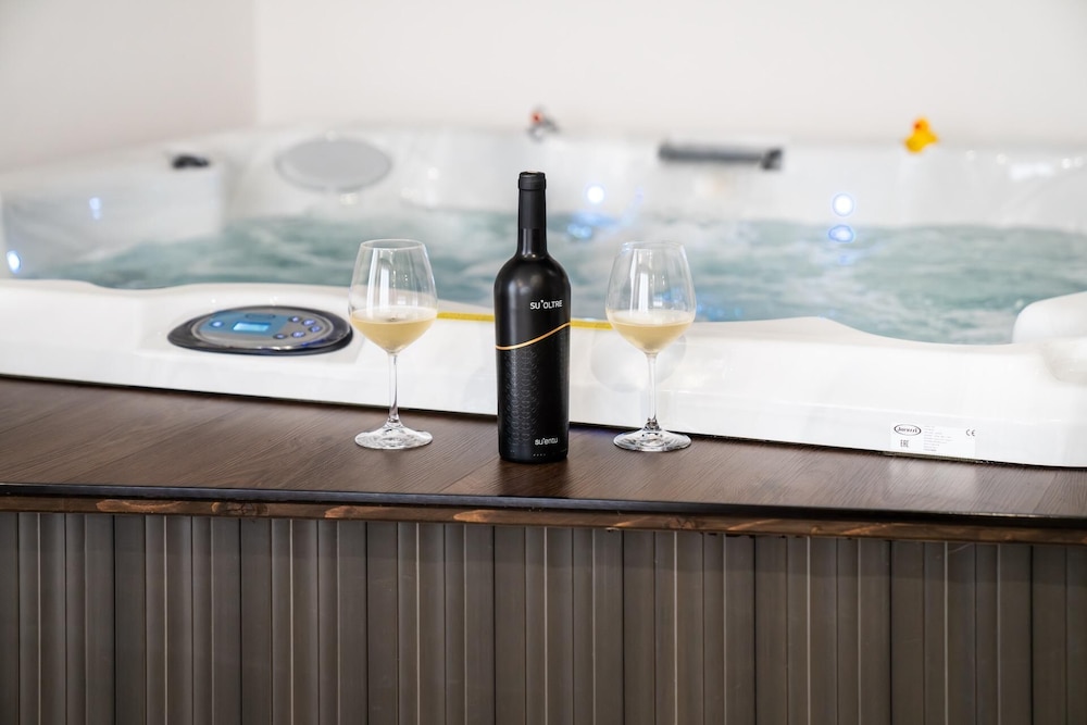 L'Oleandro Room's Suite & Spa — 4-Star Luxury Hotel in Gonnosfanadiga, Italy