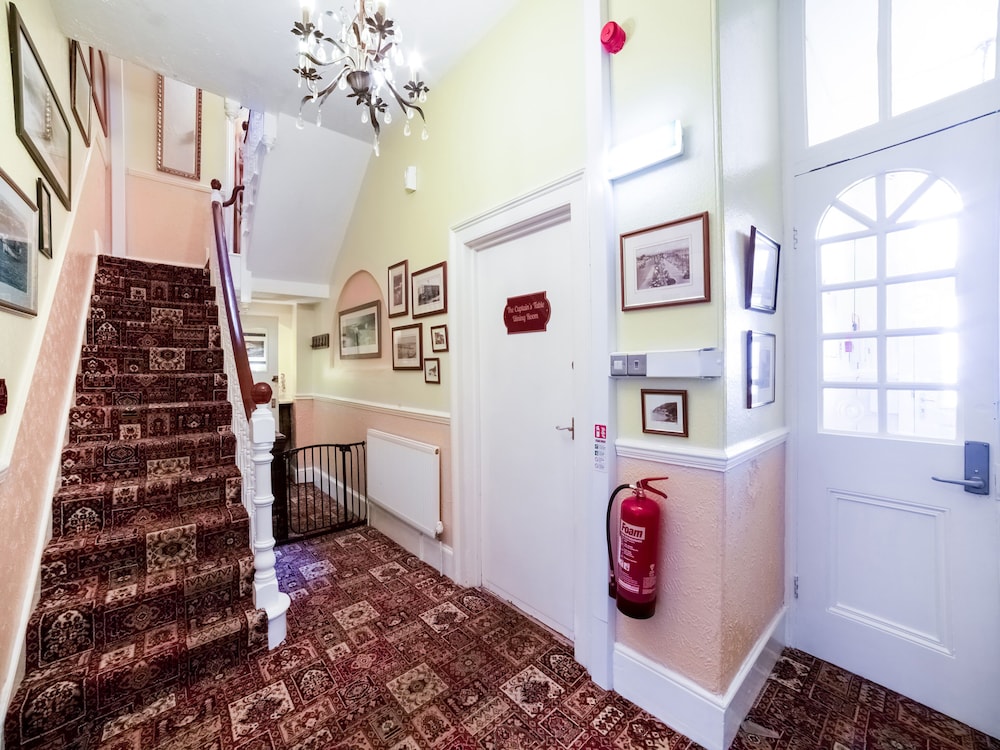 The Commodore — Paignton — photo 4