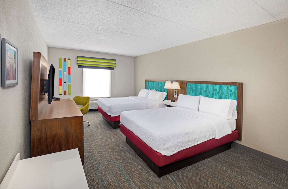 Hampton Inn Selma - photo 10