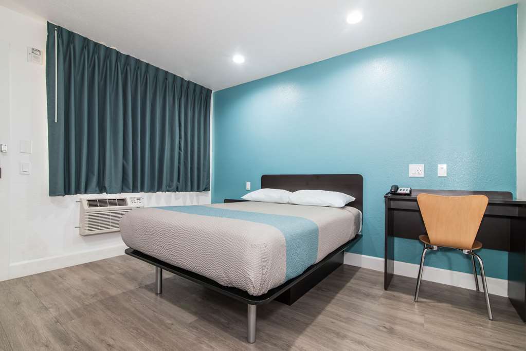 Motel 6 Moreno Valley Riverside March Air Base - photo 17