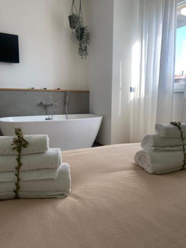 Atmosphera home — 4-Star Luxury Hotel in Castel Di Sangro, Italy