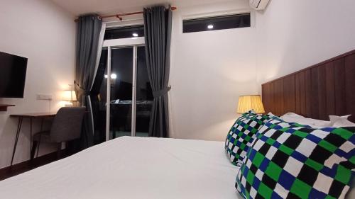Sling & Stone Mountain Suites — Ranau — photo 4