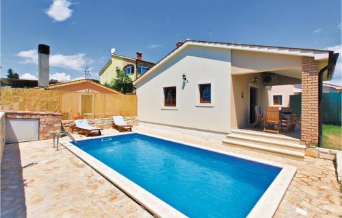 Nice Home In Liznjan With Wifi — 4-Star Luxury Hotel in Liznjan, Croatia
