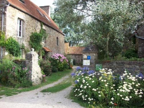 Le p'tit hameau de Sey — hotel in Quettehou