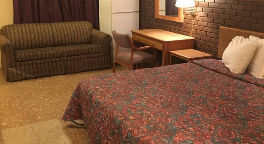 Americas Premier Inn - carbon neutral hotel in Sweetwater