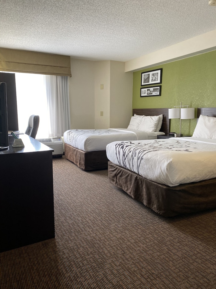 Spark by Hilton Louisville Airport - photo 19