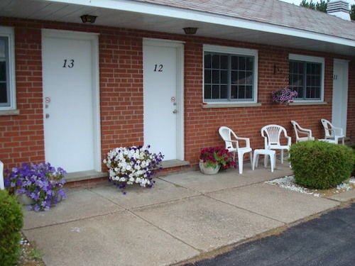 Mountain View Motel — hotel in Pembroke