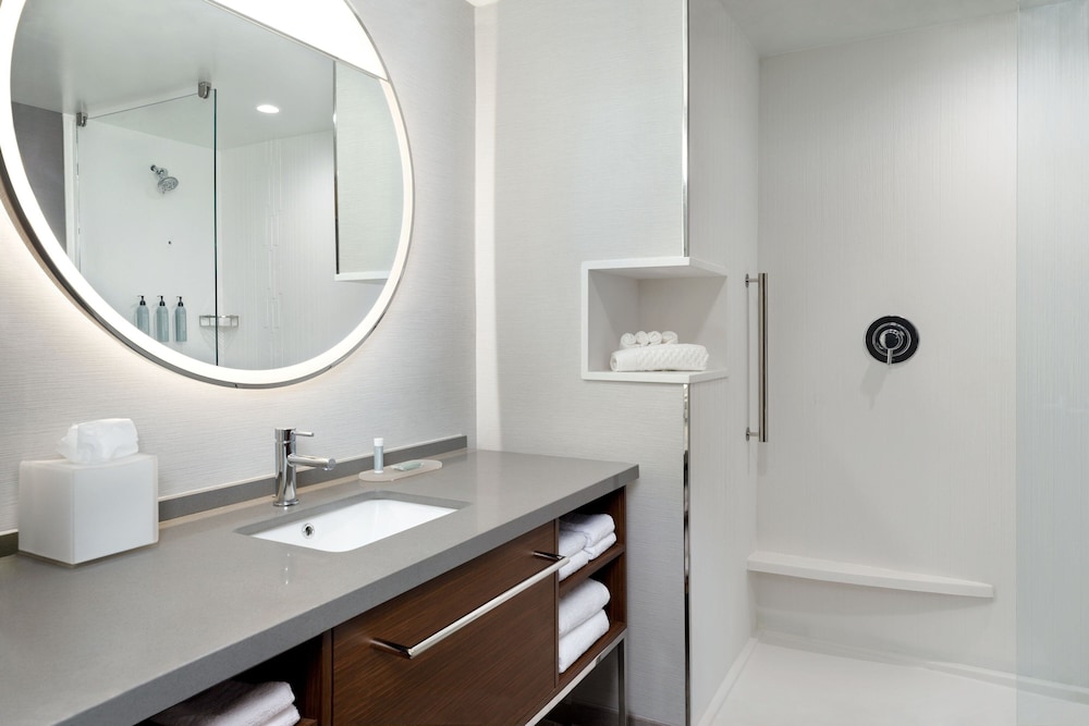 Courtyard by Marriott Richmond Scott s Addition - photo 16