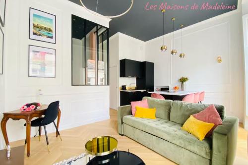 L’etoile du Sud Proche Place Royale in Nantes, France